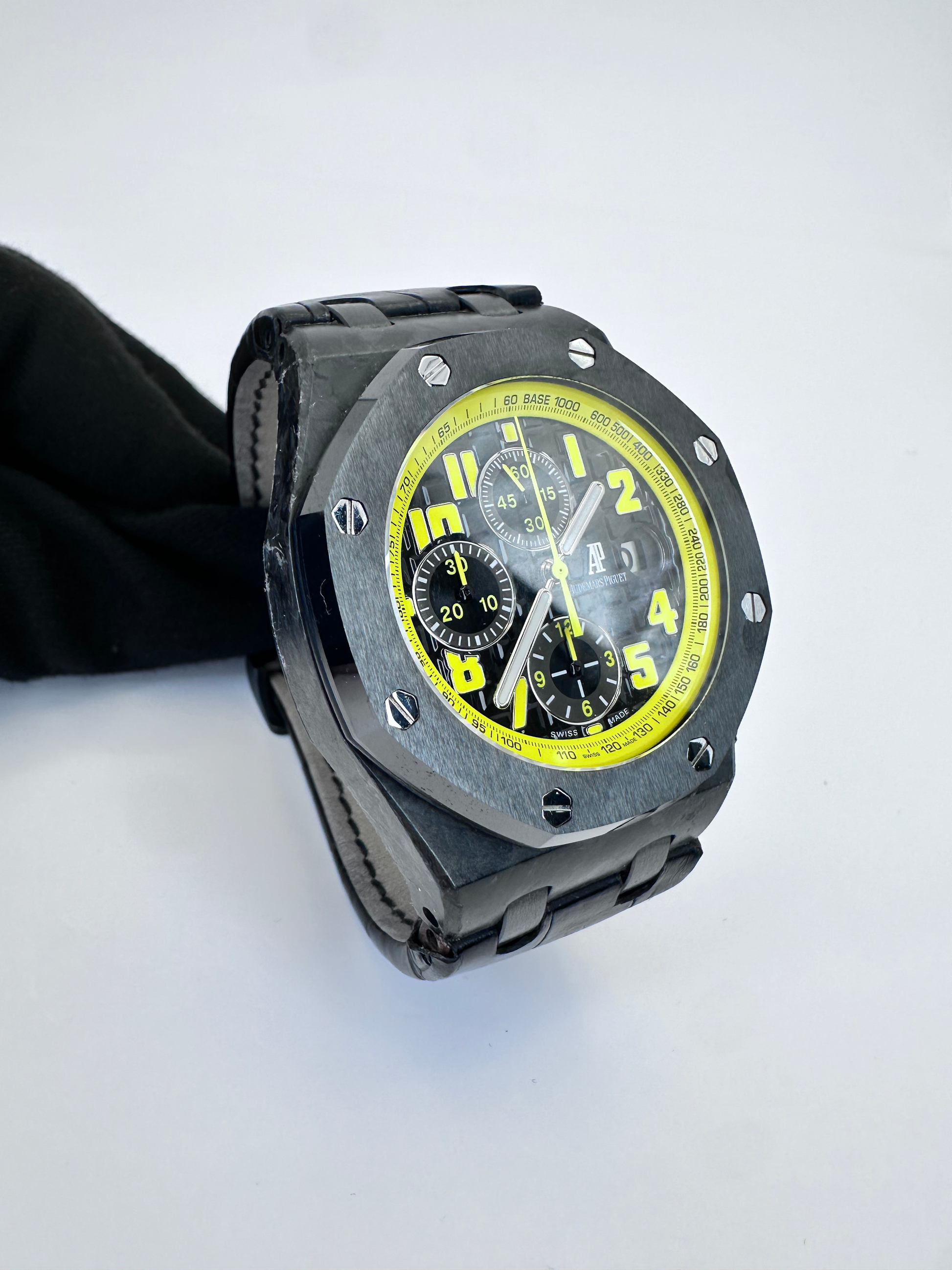 Audemars Piguet Royal Oak Offshore Bumblebee 26176FO.OO.D101CR.02 image 8