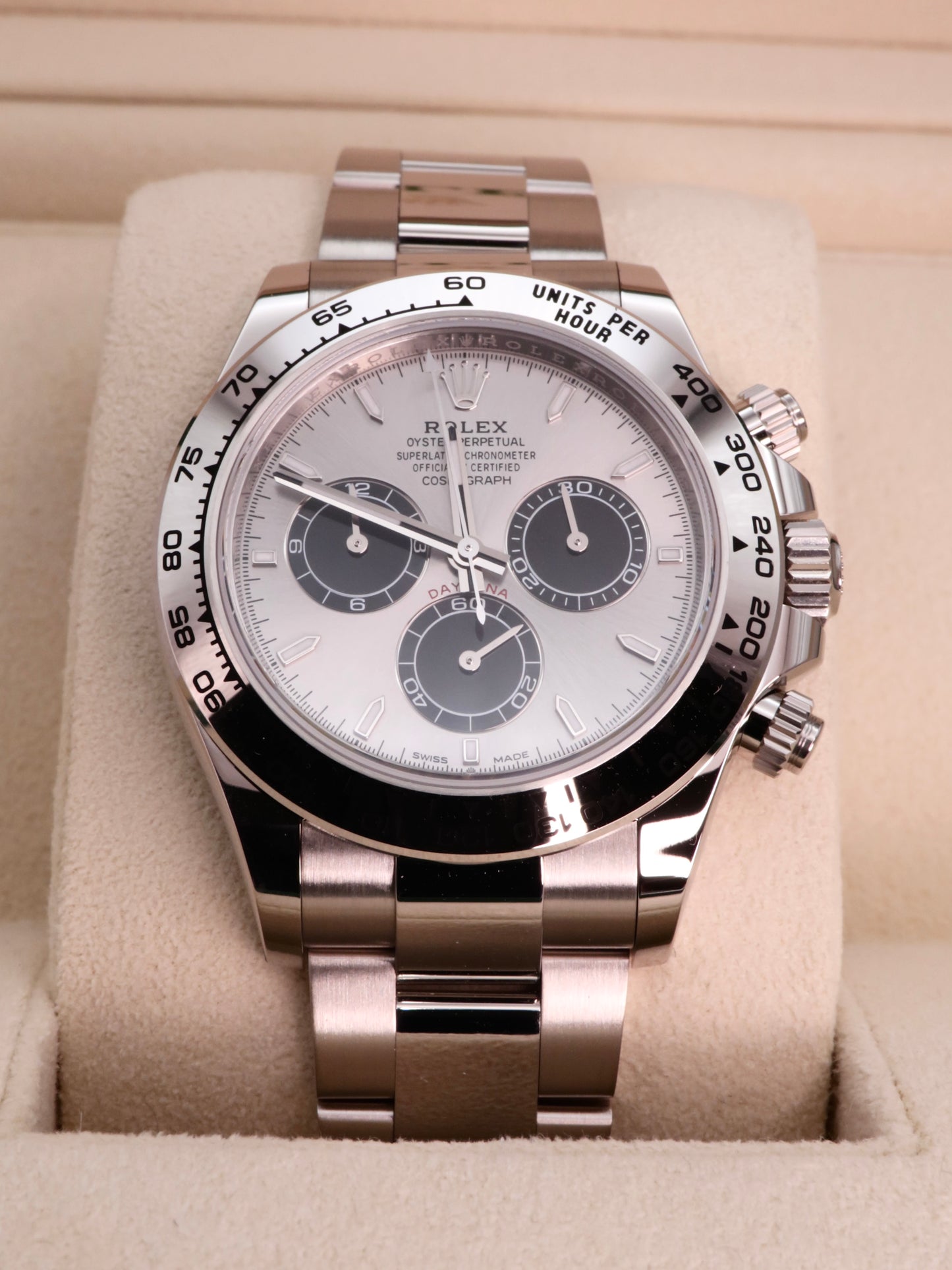 2024 Rolex Cosmograph Daytona 126509 "Ghost" - White Gold, Silver Dial, Complete image 9